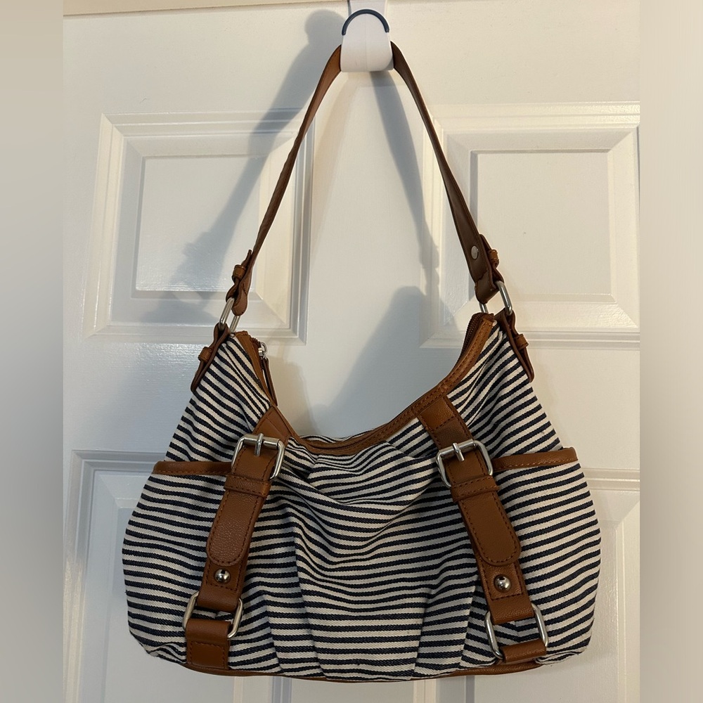 ☘️ Navy & white stripe bag